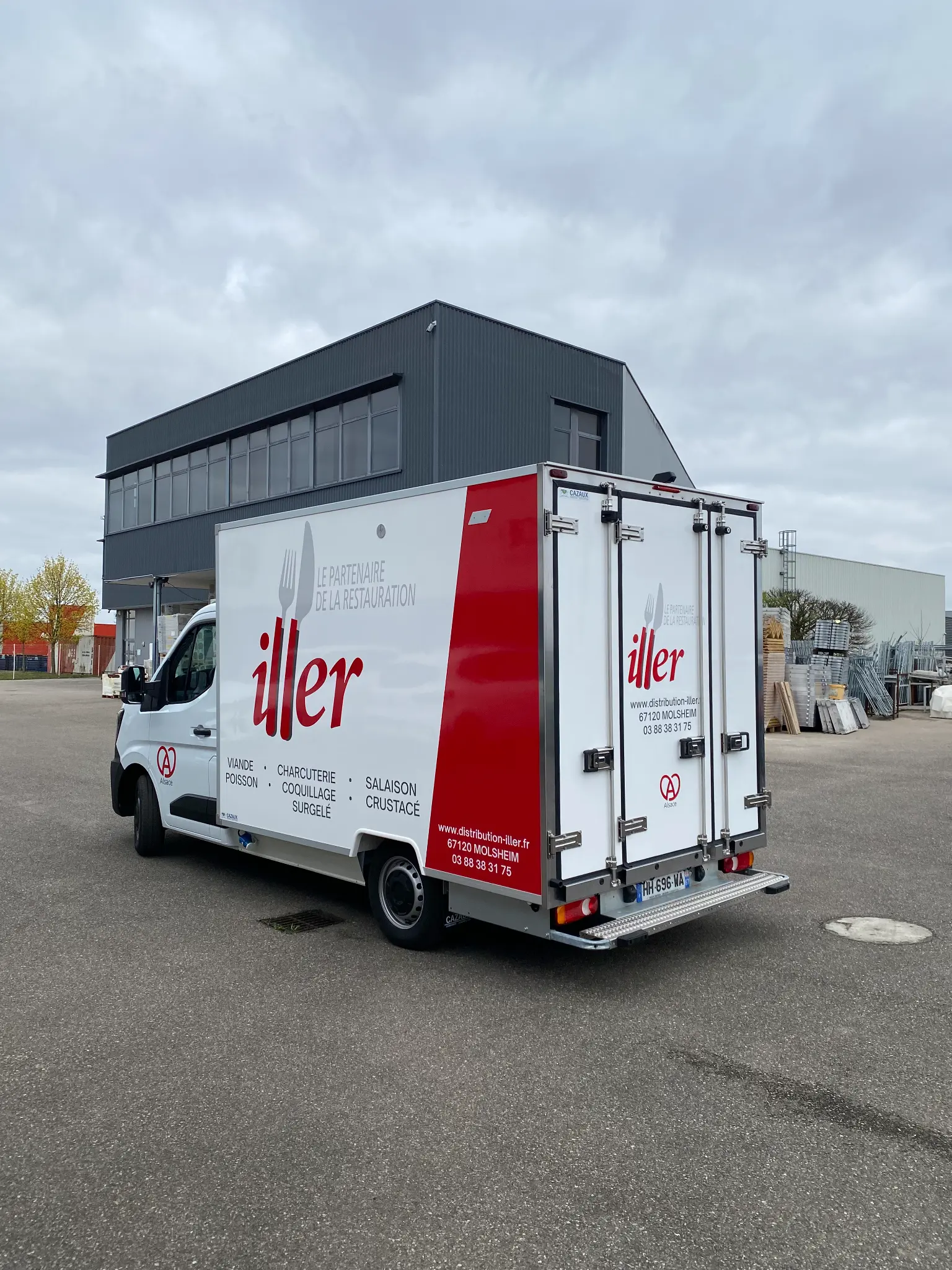 Flocage flotte 48 camions frigorifiques ILLER Distribution — LED Alsace